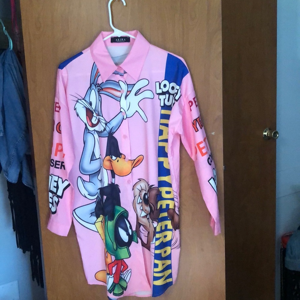 Looney tunes long sleeve